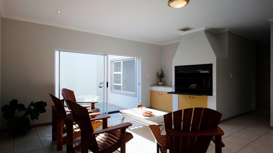 4 Bedroom Property for Sale in Middedorp Western Cape